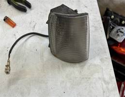 Указатель поворота правый для Volkswagen Passat (B3) 1988-1993  запчасти бу