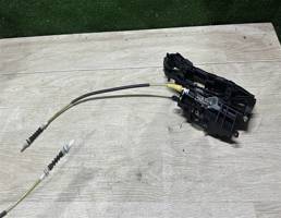 Кронштейн ручки для BMW 5-серия F10/F11 2009>  запчасти бу