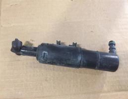 Форсунка омывателя фары для Mercedes-Benz W204 C-classe 2011-2015 рестайлинг  запчасти бу