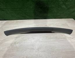 Обшивка крышки багажника для Volkswagen Touareg 7L 2007-2010  запчасти бу