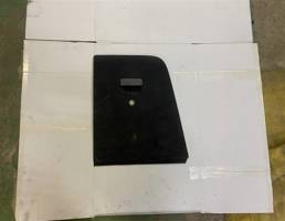 Крышка обшивки багажника правая для Volkswagen Touareg 7L 2007-2010  запчасти бу