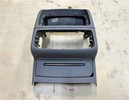 Накладка центральной консоли для Audi A6 (C7 4G)2011-2014  запчасти бу