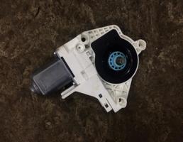 Мотор стеклоподъемника для Audi A4 (B8) 2007-2012  запчасти бу