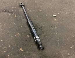 Амортизатор капота для Audi A6 (C7 4G)2011-2014  запчасти бу