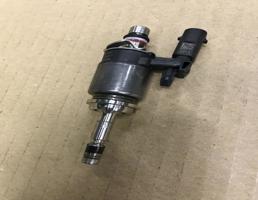 Форсунка бензиновая для Audi A3 (8V) 2016-2019 рестайлинг  запчасти бу