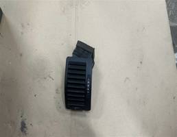 Дефлектор приточного воздуха для Skoda Octavia (A5 1Z-) 2008-2013 рестайлинг  запчасти бу