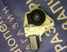 Мотор стеклоподъемника для Audi A4 (B8) 2007-2012  запчасти бу