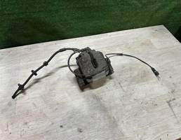 Суппорт передний левый для BMW 5-серия F10/F11 2009>  запчасти бу