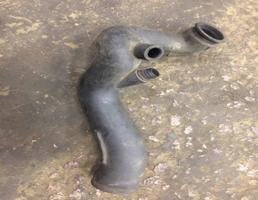 патрубок впускного тракта для Volkswagen Passat (B3) 1988-1993  запчасти бу