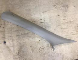 Обшивка стойки для Audi Q7 (4L)  2005 - 2009  запчасти бу