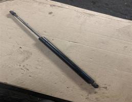 Амортизатор крышки багажника для Volkswagen Sharan 2000-2006  запчасти бу