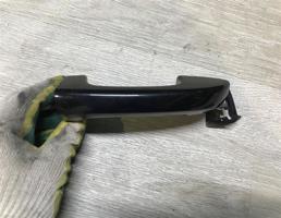 Ручка двери наружная правая для Skoda Superb 2008-2015  запчасти бу