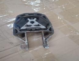 Опора КПП для Ford Focus II 2005-2008  запчасти бу