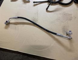 Трубка кондиционера для Audi Q7 (4L)  2005 - 2009  запчасти бу