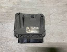 Блок управления двигателем для Volkswagen Golf VI 2009-2012  запчасти бу