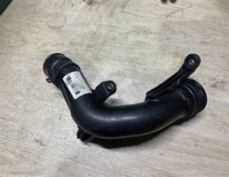 Патрубок интеркулера для Volkswagen Passat (B6) 2005-2010  запчасти бу