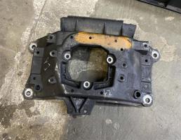 Опора КПП для Audi A6 (C7 4G)2011-2014  запчасти бу