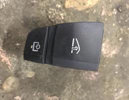 Кнопка открывания бардачка  для Audi Q7 (4L)  2005 - 2009  запчасти бу