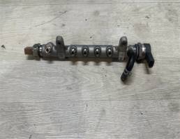 Рампа топливная для Volkswagen Tiguan 2007-2011  запчасти бу