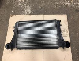 Интеркулер для Volkswagen Jetta 2005-2011  запчасти бу