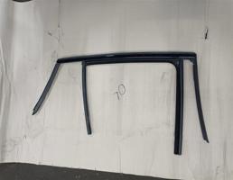 уплотнитель стекла двери задний правый для Mercedes-Benz W292 C292 GLE Coupe 2015-2019  запчасти бу