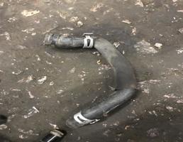 Патрубок для Audi A4 (B8) 2007-2012  запчасти бу