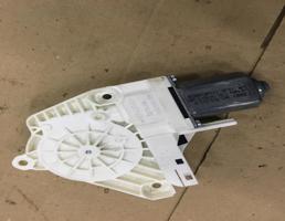 Мотор стеклоподъемника для Audi Q5 (8R) 2009-2012  запчасти бу