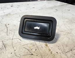 кнопка багажника для Audi A6 (C7 4G)2011-2014  запчасти бу