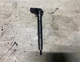 Форсунка дизельная для Skoda Superb 2008-2015  запчасти бу