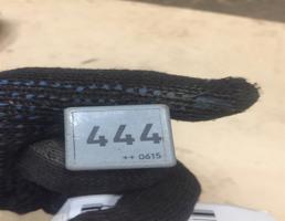 Реле 444 для Audi Q7 (4L)  2005 - 2009  запчасти бу