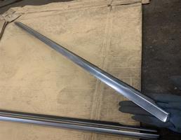 Молдинг стекла двери передней правой для Mercedes-Benz W253 X253 GLC 2015-2019  запчасти бу