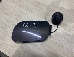 Лючок бензобака для Volkswagen Touareg 7L 2007-2010  запчасти бу