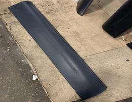 Молдинг передней левой двери для Audi Q7 (4L)  2005 - 2009  запчасти бу