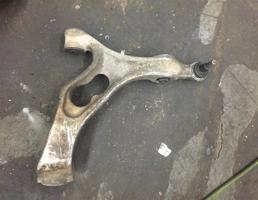 Рычаг передний нижний левый для Porsche Cayenne 958 2010-2014  запчасти бу