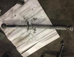 Вал карданный для Audi Q7 (4L)  2005 - 2009  запчасти бу