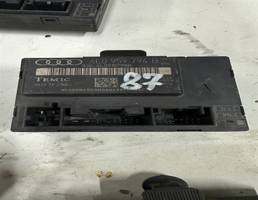 Блок управления двери для Audi Q7 (4L)  2005 - 2009  запчасти бу