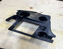 Кронштейн заднего бампера левый для Audi A6 (C7 4G)2011-2014  запчасти бу