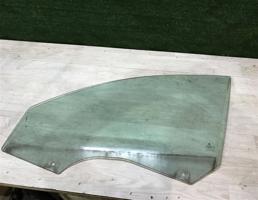 Стекло двери передней левой для Skoda Superb 2008-2015  запчасти бу