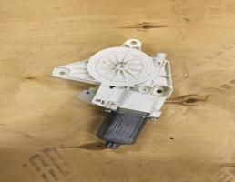 Мотор стеклоподъемника для Mercedes-Benz W166 ML 2011-2015  запчасти бу