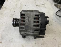 Генератор для Skoda Octavia (A7) 2013-2017  запчасти бу