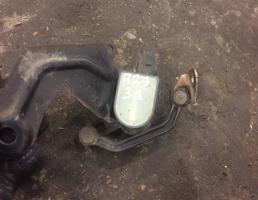 Датчик дорожного просвета для Audi A6 (C6 4F) Allroad quattro 2005-2012  запчасти бу