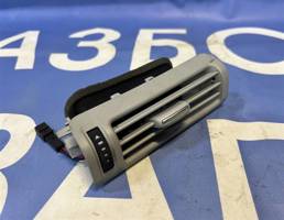 Дефлектор приточного воздуха для Audi A6 (C7 4G)2011-2014  запчасти бу