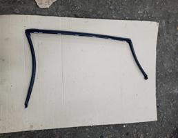 Направляющая стекла двери для BMW X6 E71 2008-2014  запчасти бу