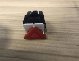 Кнопка аварийной сигнализации для Volkswagen Passat (B6) 2005-2010  запчасти бу