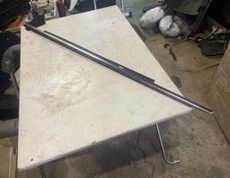 Молдинг стекла двери передней левой для Audi A6 (C7 4G)2011-2014  запчасти бу