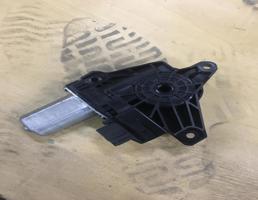 Мотор стеклоподъемника для Mercedes-Benz W213 E-classe  запчасти бу