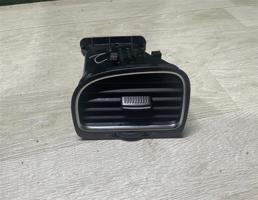Дефлектор приточного воздуха для Volkswagen Golf VI 2009-2012  запчасти бу