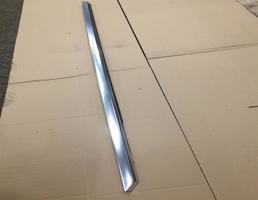 Молдинг стекла двери передней правой для Mercedes-Benz W205 C205 Coupe  запчасти бу