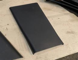 Обшивка стойки для Land Rover Range Rover Sport L320 2005-  запчасти бу