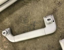 Ручка потолочная для Volkswagen Touareg 7L 2007-2010  запчасти бу